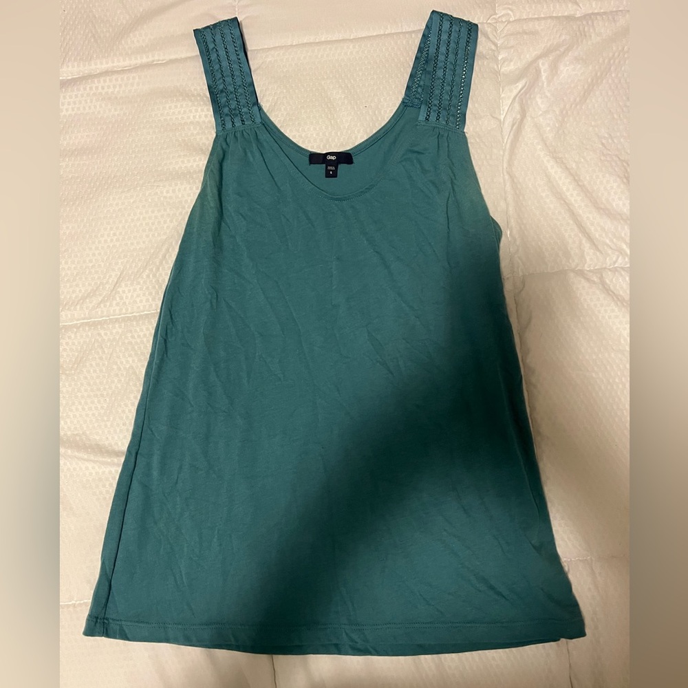 Gap tank